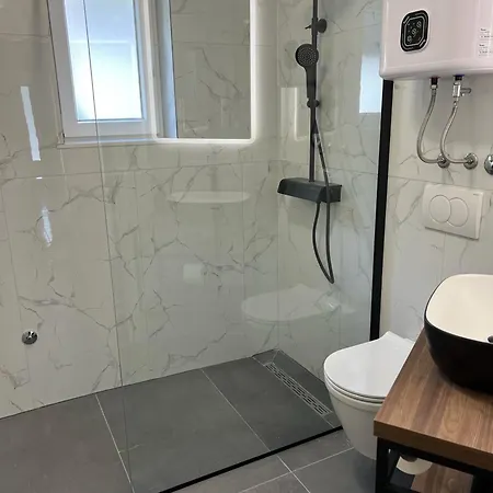 Ferguson * Jadranovo