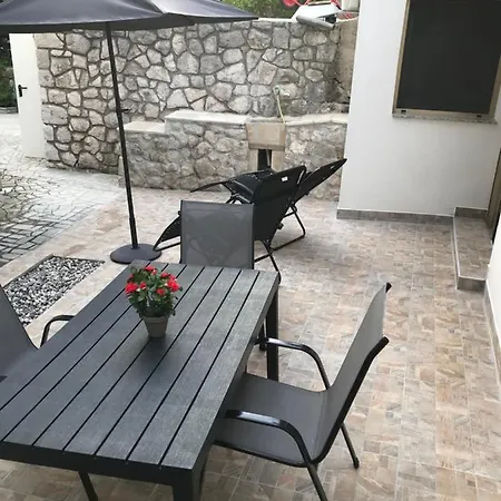 Apartman Ferguson *