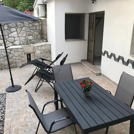 Ferguson * ヤドラニヴォ