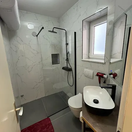 Ferguson Apartmán *