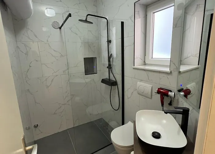 Ferguson 아파트 *