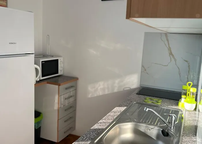 Ferguson 자드라보노